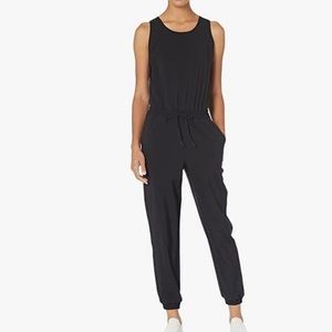 NWT The North Face “Never Stop Moving” Jumpsuit